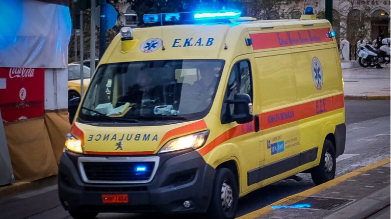 Νέα Μάκρη: Νεκρή 19χρονη έγκυος – Καταγγελίες για καθυστέρηση του ασθενοφόρου