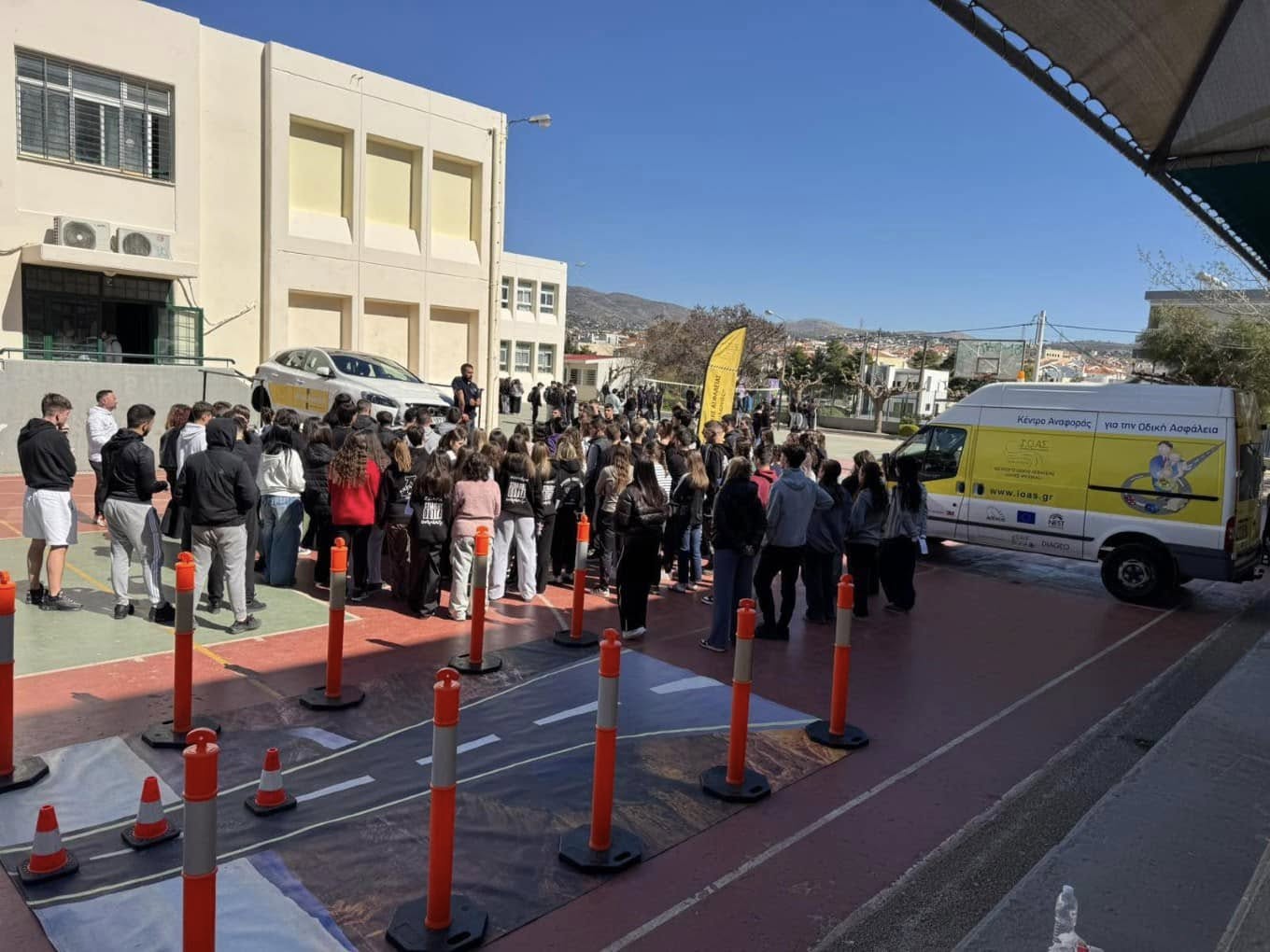 «Μάθημα Ζωής»: Βιωματική εκπαίδευση οδικής ασφάλειας για μαθητές στο 1ο ΓΕΛ Γέρακα