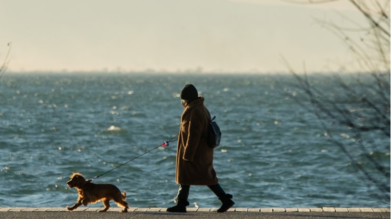 Καιρός: Οι Αλκυονίδες ήρθαν για να μείνουν – Στους 21 βαθμούς ο υδράργυρος, πόσο θα κρατήσει η "θερμοκρασιακή ανωμαλία"