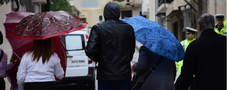 Κακοκαιρία σαρώνει τη χώρα με ισχυρές βροχές και καταιγίδες - Οι 10 περιοχές που θα επηρεαστούν σήμερα