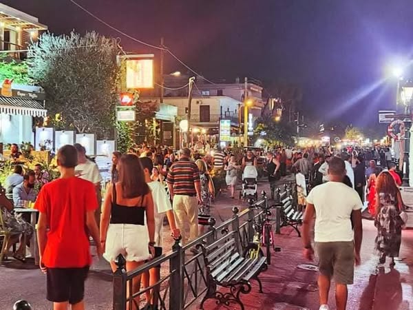 Την Πέμπτη, 3/7/2025, ξεκινά η πεζοδρόμηση στην παραλία Νέας Μάκρης - Σε ισχύ ήδη η μονοδρόμηση στην Παραλία Μαραθώνα.