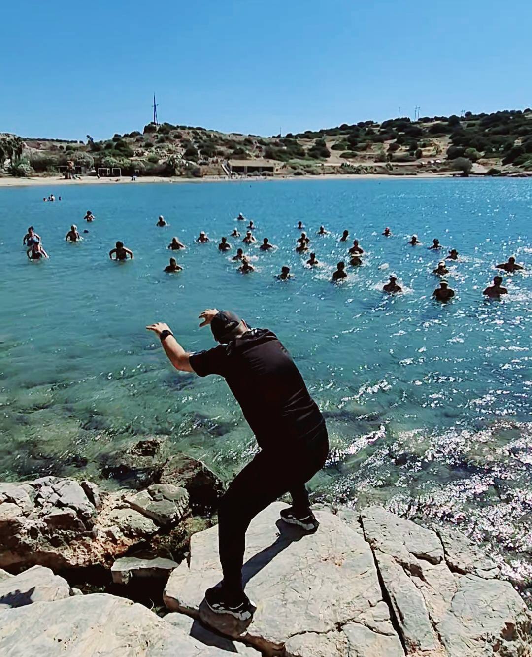 Με κέφι, θετική διάθεση και με μεγάλη συμμετοχή ξεκίνησαν τα δωρεάν προγράμματα Yδρογυμναστικής, του Δήμου Κρωπίας