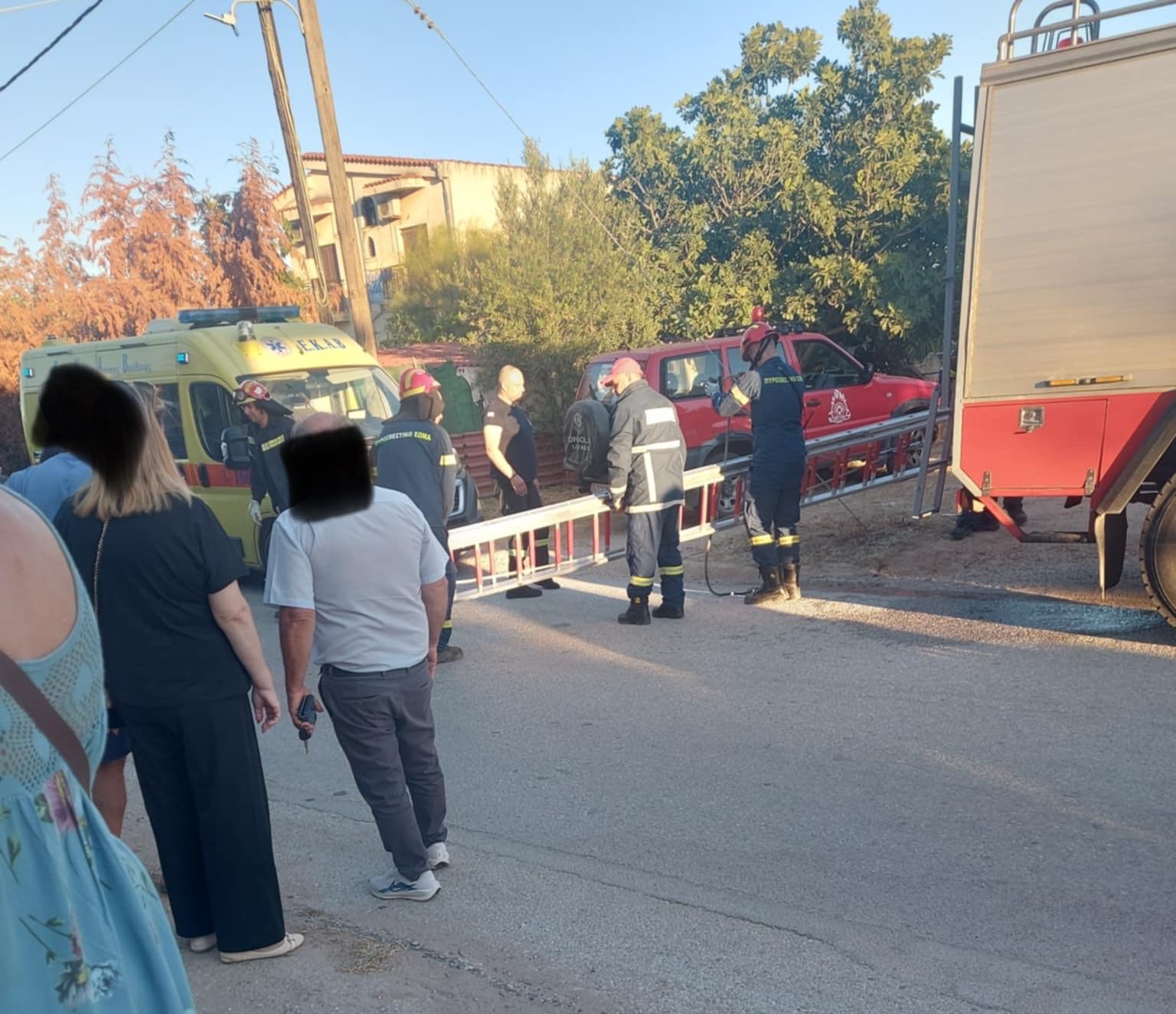 Ηλικιωμένος έπεσε σε πηγάδι στην Αρτέμιδα – Επιχείρηση για τον απεγκλωβισμό του – ΦΩΤΟ