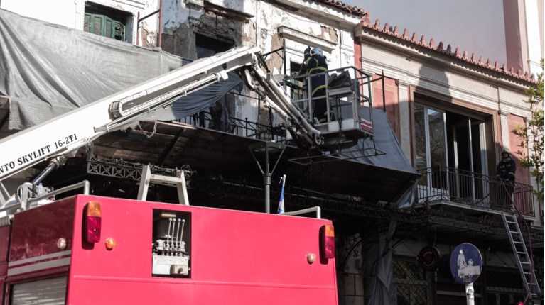 Φωτιά σε κατάστημα στο Χαλάνδρι