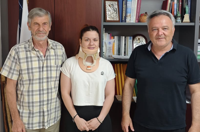 Την εθελόντρια της ΣΕΑΔ που τραυματίστηκε την ώρα του καθήκοντος συνεχάρη ο δήμαρχος Ωρωπού  