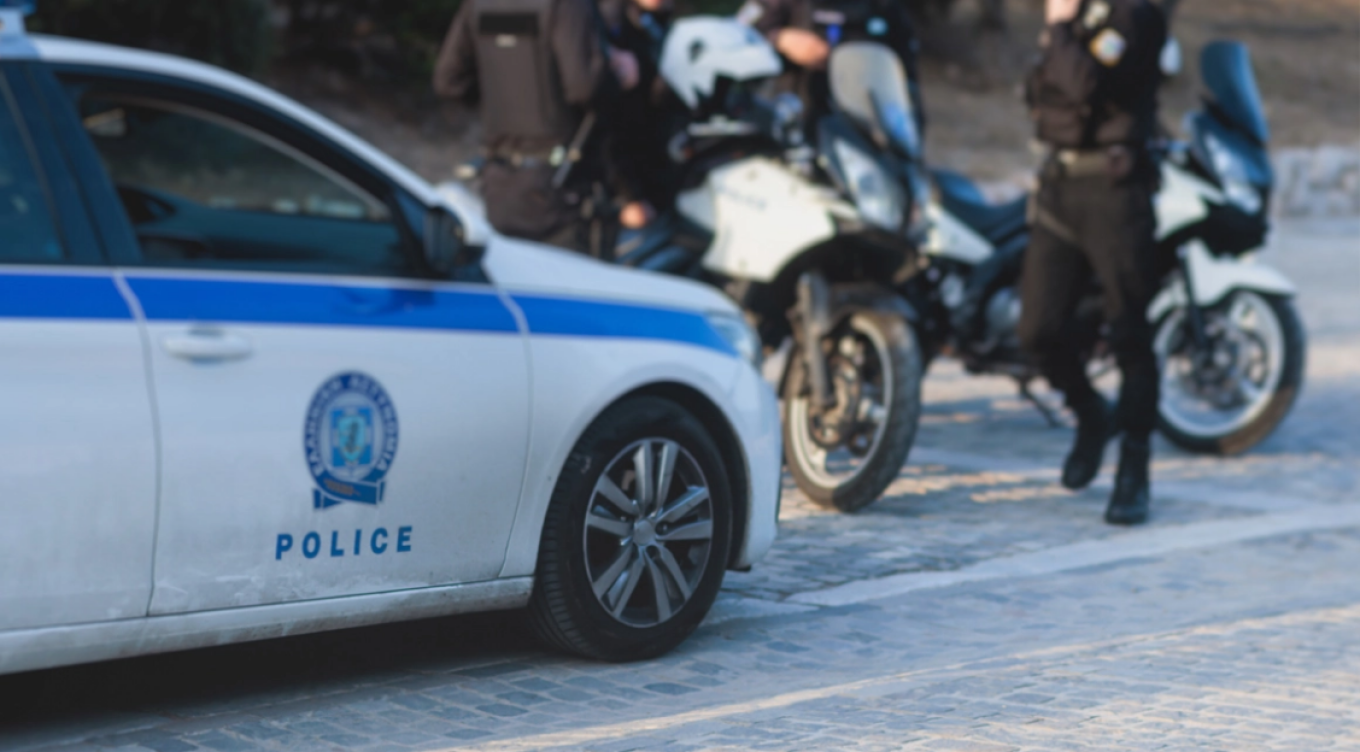 Εντοπίστηκε βλήμα στο Παλαιό Φάληρο, επί τόπου κλιμάκιο του στρατού - Η περιοχή έχει αποκλειστεί