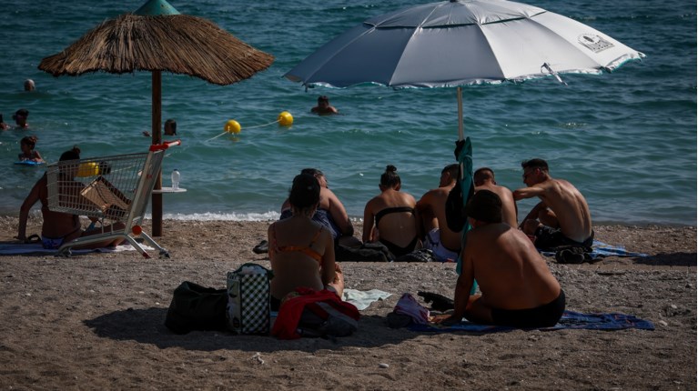 Ο καιρός σήμερα: Ζέστη με τον υδράργυρο στους 38 βαθμούς και ισχυρούς ανέμους