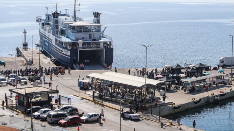 Ραφήνα: Αυτοκτόνησε 89χρονος στο λιμάνι – Τι έγραφε το σημείωμα που άφησε