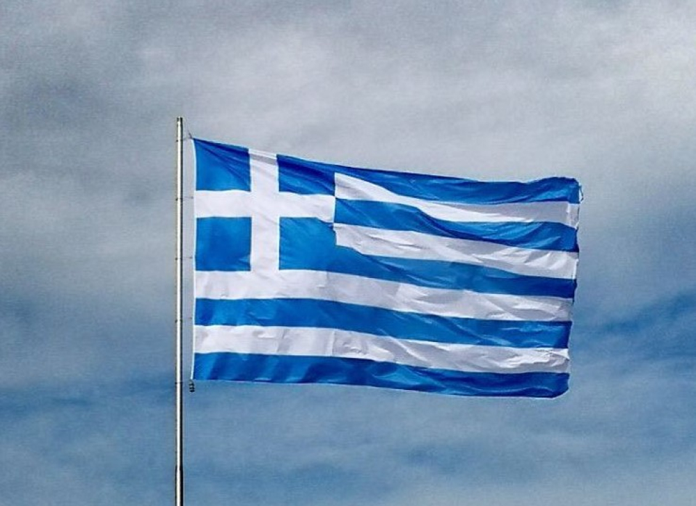 Εντυπωσιακό υπερθέαμα από τον Δήμο Βάρης Βούλας Βουλιαγμένης για την 25η Μαρτίου