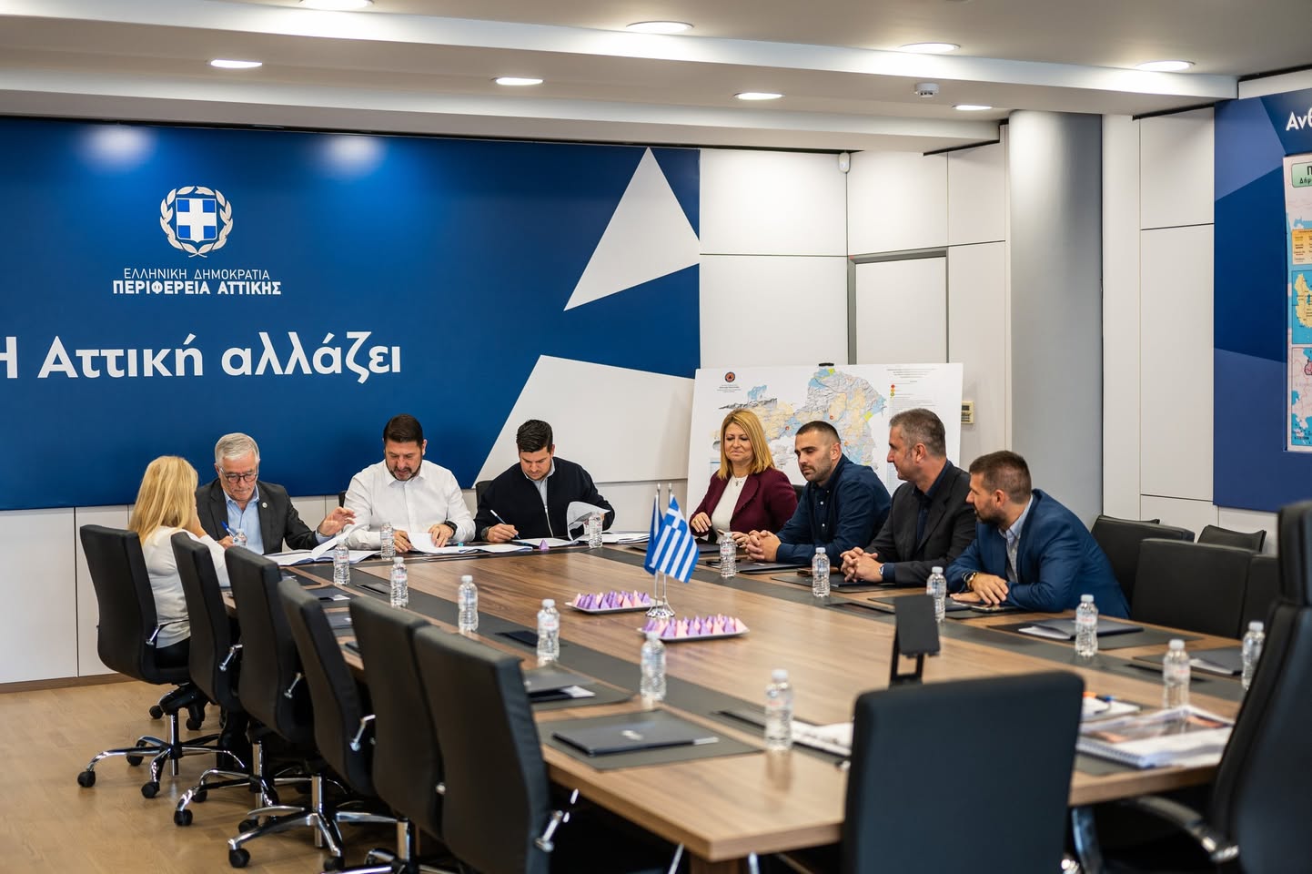 Δήμος Σαρωνικού: Υπογράψαμε για το γήπεδο ποδοσφαίρου “Βασίλης Τροχίδης”, έδρα του Σαρωνικού Αναβύσσου