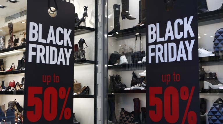 Πότε είναι φέτος Black Friday και Cyber Monday - Τι να προσέξετε με τις τιμές