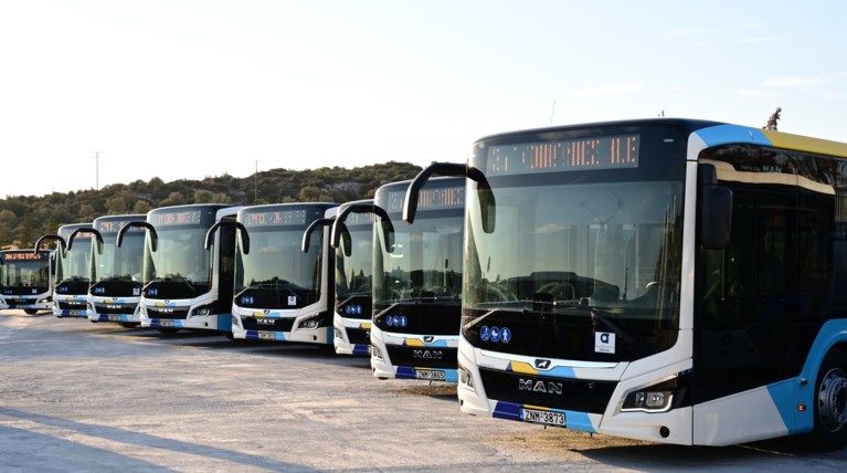 Αστικές συγκοινωνίες: 500 οδηγοί με 8μηνες συμβάσεις για να καλυφθούν οι ελλείψεις