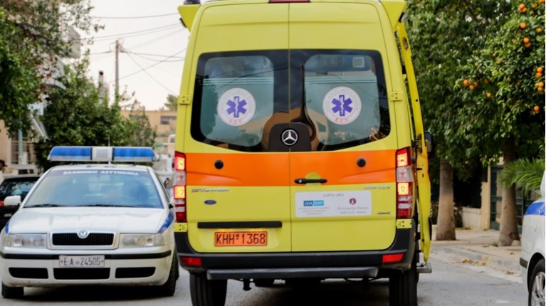 Καραμπόλα 5 οχημάτων στην Λεωφόρο Ποσειδώνος - Ένας νεκρός και δύο τραυματίες