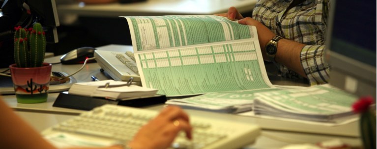 Η πρώτη προθεσμία των φετινών φορολογικών δηλώσεων και το αίτημα για παράταση