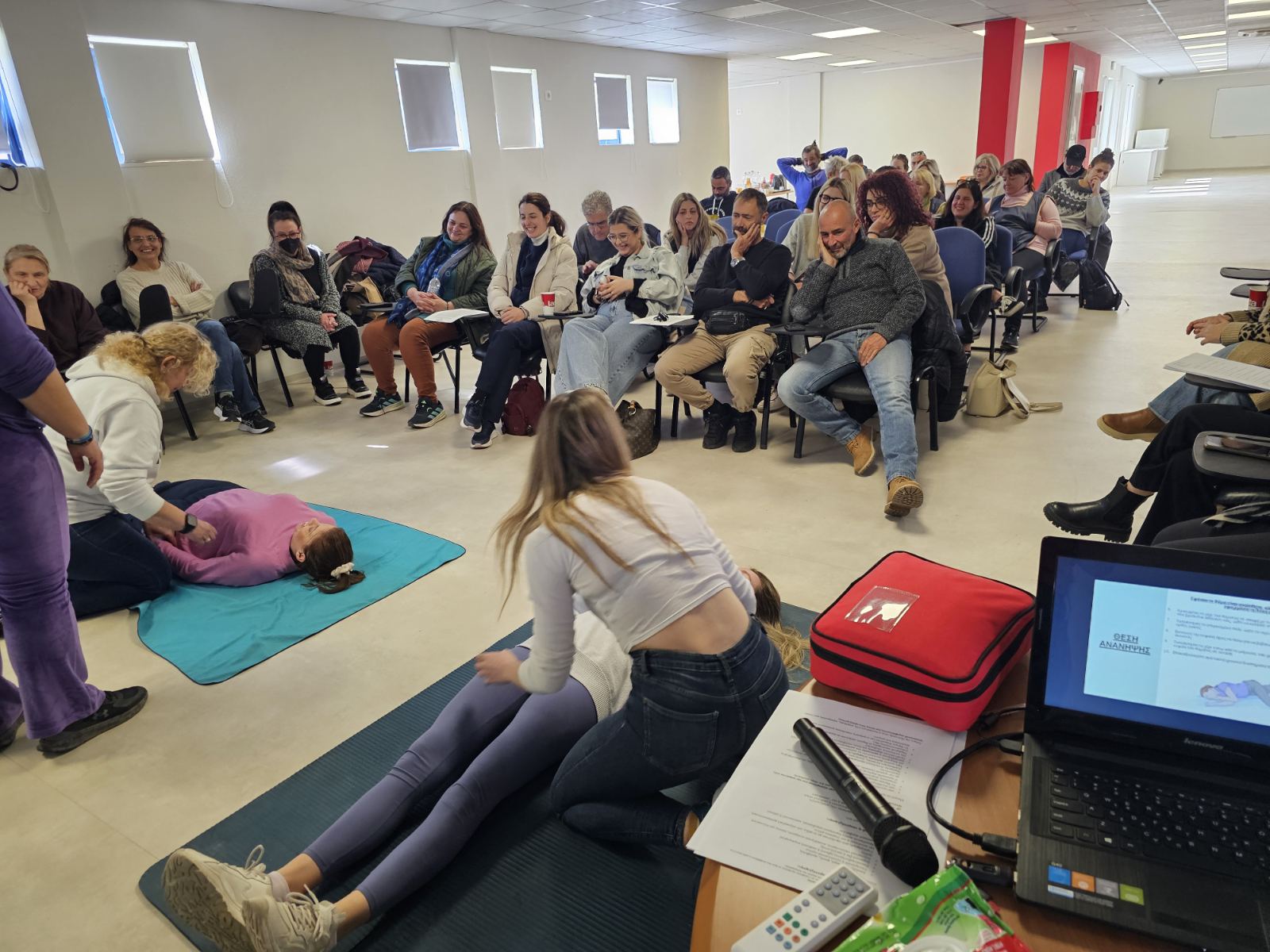 Με επιτυχία πραγματοποιήθηκε το σεμινάριο «Βασική Υποστήριξη Ζωής και Χρήση Αυτόματου Εξωτερικού Απινιδωτή (BLS/AED)», στο Ίδρυμα Παμμακάριστος