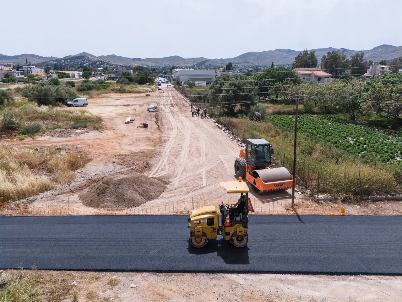 Κατασκευή δρόμων στην Α’ Κατοικία Αναβύσσου.