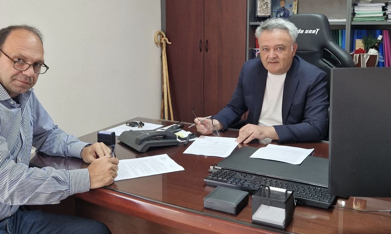 Υπογράφηκε η σύμβαση για την ανακαίνιση και ανακατασκευή αθλητικών χώρων του Δήμου Ωρωπού 