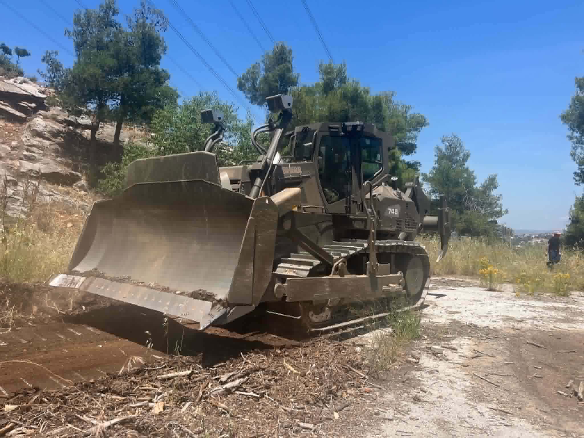 Σε εξέλιξη οι εργασίες διάνοιξης και συντήρησης των δασικών δρόμων του Δήμου Διονύσου