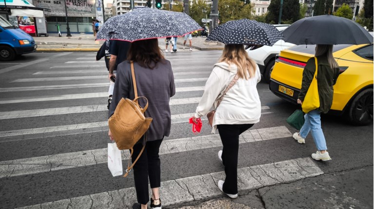 Καιρός: Κακοκαιρία σε δύο κύματα με ισχυρές βροχές και καταιγίδες – Πού θα είναι έντονα τα φαινόμενα