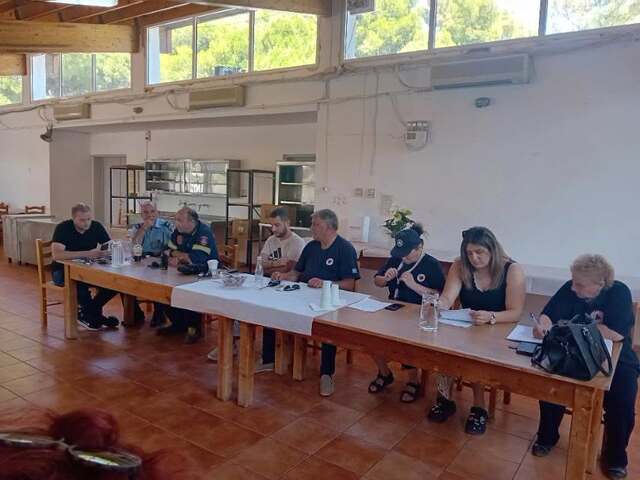 Νυχτερινή άσκηση πολιτικής προστασίας στην Ε΄ Κατασκήνωση του Δήμου Μαραθώνος