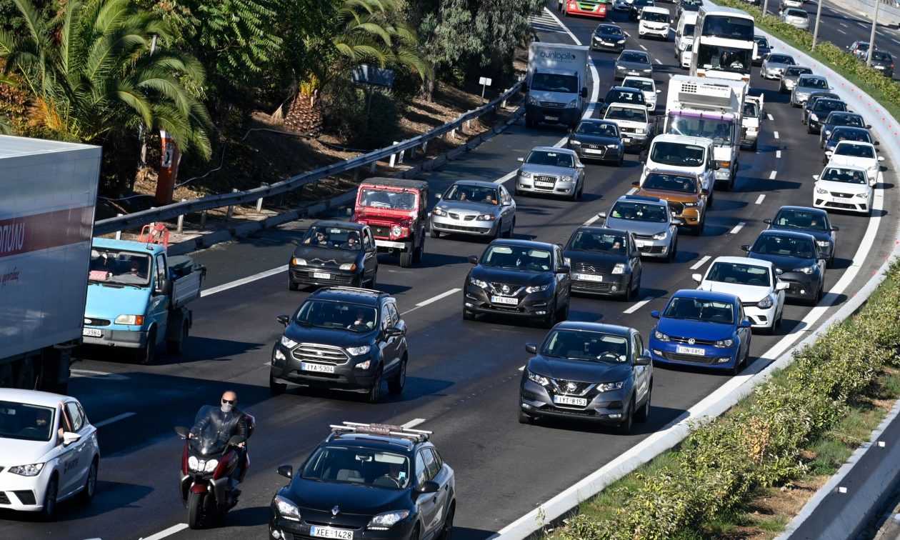 Κίνηση στους δρόμους: Στο «κόκκινο» Κηφισός, Κηφισίας, Μεσογείων και κέντρο Αθήνας