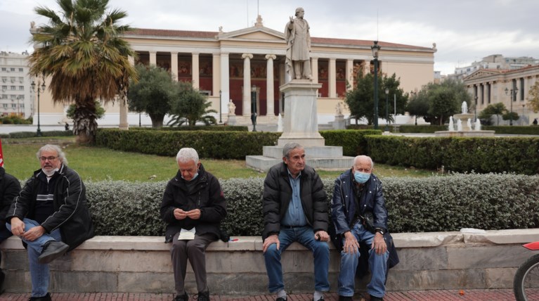 Αναδρομικά σε συνταξιούχους τον Σεπτέμβριο - Ολα τα ποσά και οι δικαιούχοι