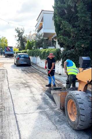  Συνεχίζονται οι εκτεταμένες παρεμβάσεις αποκατάστασης στο οδικό δίκτυο του Δήμου Παλλήνης – Σε εξέλιξη οι εργασίες στη Μπαλάνα