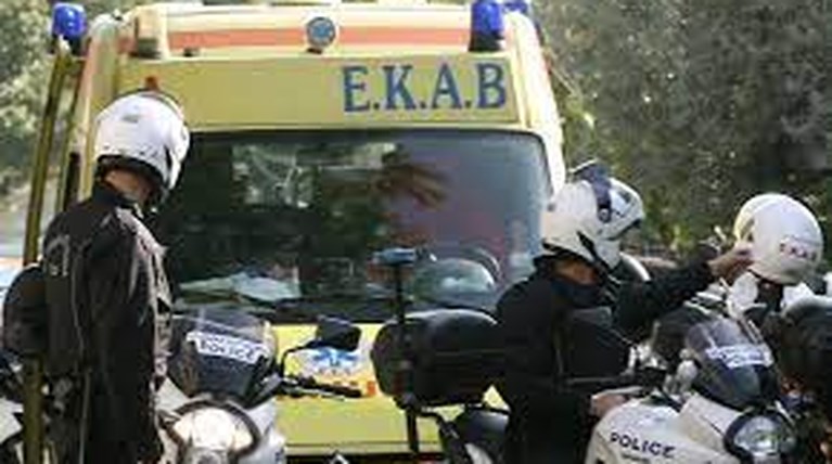 Σοβαρό τροχαίο στον Αγιο Δημήτριο - Οδηγός μηχανής παρέσυρε και εγκατέλειψε παιδάκι 2,5 ετών