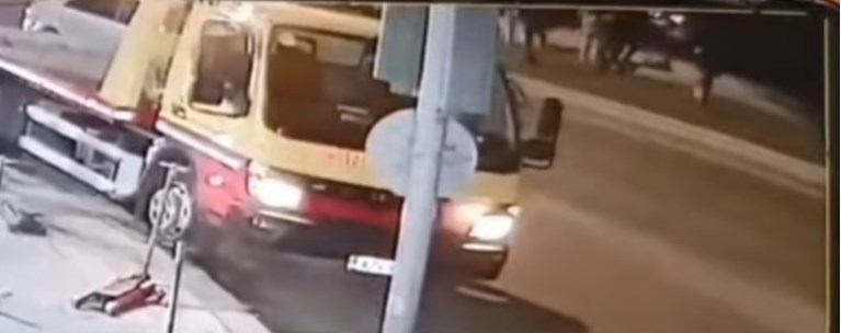 Βίντεο ντοκουμέντο από το τροχαίο δυστύχημα στου Ρέντη με τη νεκρή 12χρονη - "Ο οδηγός έκλαιγε", λέει μάρτυρας