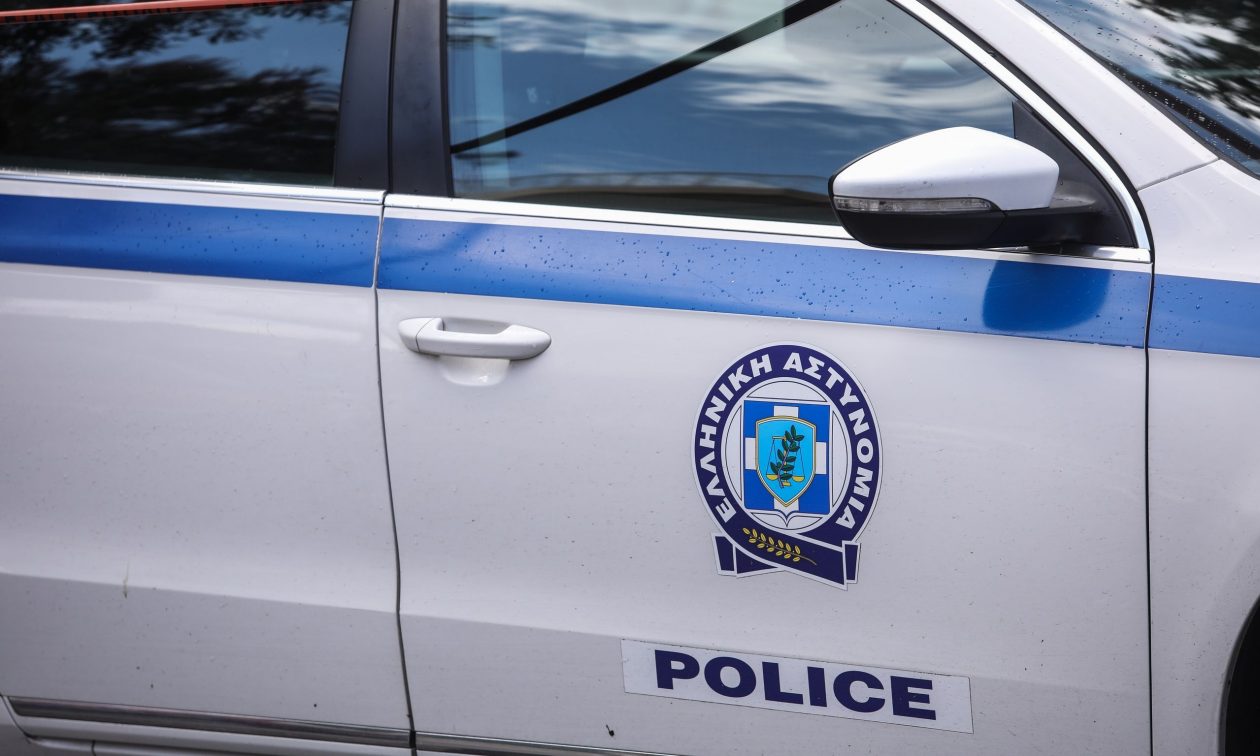 Αχαρνές: Συνελήφθη 60χρονη φυγόποινη - Εξέδιδε γυναίκα σε οίκους ανοχής