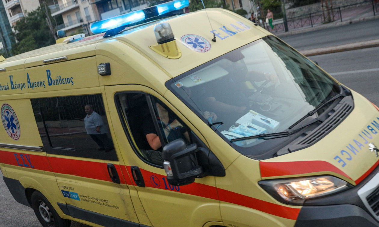 Σοβαρό τροχαίο ατύχημα στην Αθηνών-Σουνίου - Τριπλή καραμπόλα, σοβαρά τραυματισμένος ένας 56χρονος
