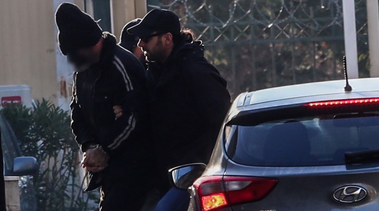 Στον ανακριτή ο 60χρονος γιος της Ελένης Παπαδοπούλου για τη δολοφονία της στο Κολωνάκι [εικόνες]