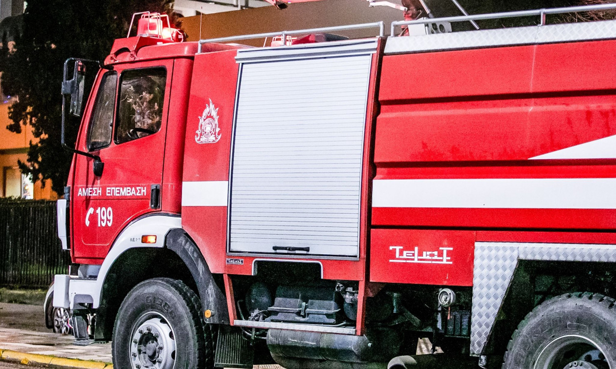 Μενίδι: Εμπρηστική επίθεση σε τρία αυτοκίνητα