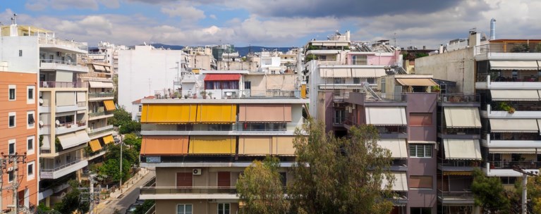 Οι 3 νέες αλλαγές στη φορολογία των ακινήτων - Και εξάμηνα μισθωτήρια για εκπαιδευτικούς και δημοσίους υπαλλήλους