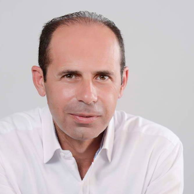 Οφείλουμε όλοι να σεβαστούμε αυτούς που άδικα “θυσιάζονται " συνέντευξη του Δημάρχου Ραφήνας – Πικερμίου στην εφημερίδα Παρασκήνιο