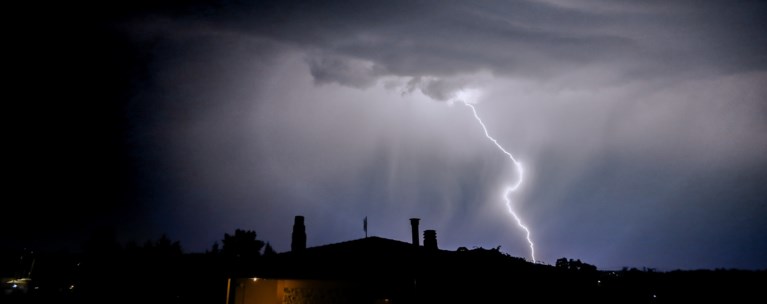 ΕΜΥ: Επικαιροποίηση έκτακτου δελτίου επιδείνωσης του καιρού - Μεγάλη συχνότητα κεραυνών και τοπικές χαλαζοπτώσεις