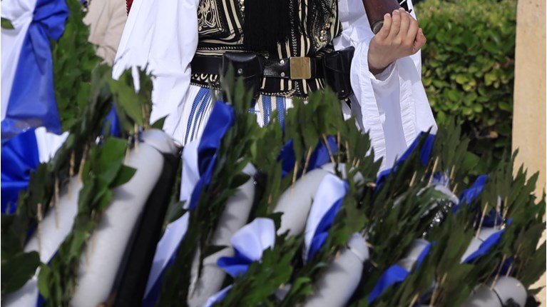 Αδιανόητο: Στην Ελευσίνα ακούστηκε ο ύμνος της χούντας σε κατάθεση στεφάνων - Η οργισμένη αντίδραση του Δήμου