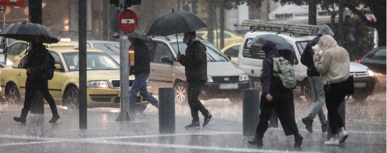 Καιρός: Βροχές και ισχυρές καταιγίδες σήμερα σε όλη τη χώρα - Πού θα είναι έντονα τα φαινόμενα