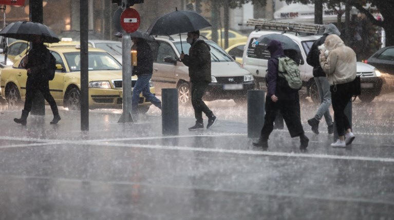 Έρχονται καταιγίδες μικρής διάρκειας με μεγάλες εντάσεις - Πότε θα χτυπήσουν την Αττική - Σε ποιες περιοχές απαιτείται προσοχή