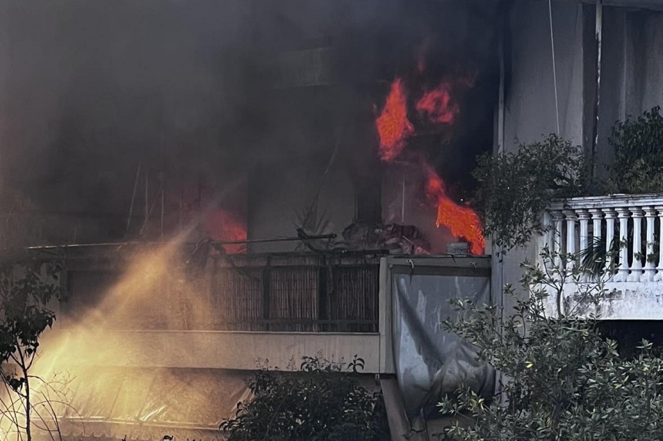 Φωτιά σε διαμέρισμα στην Αγία Παρασκευή