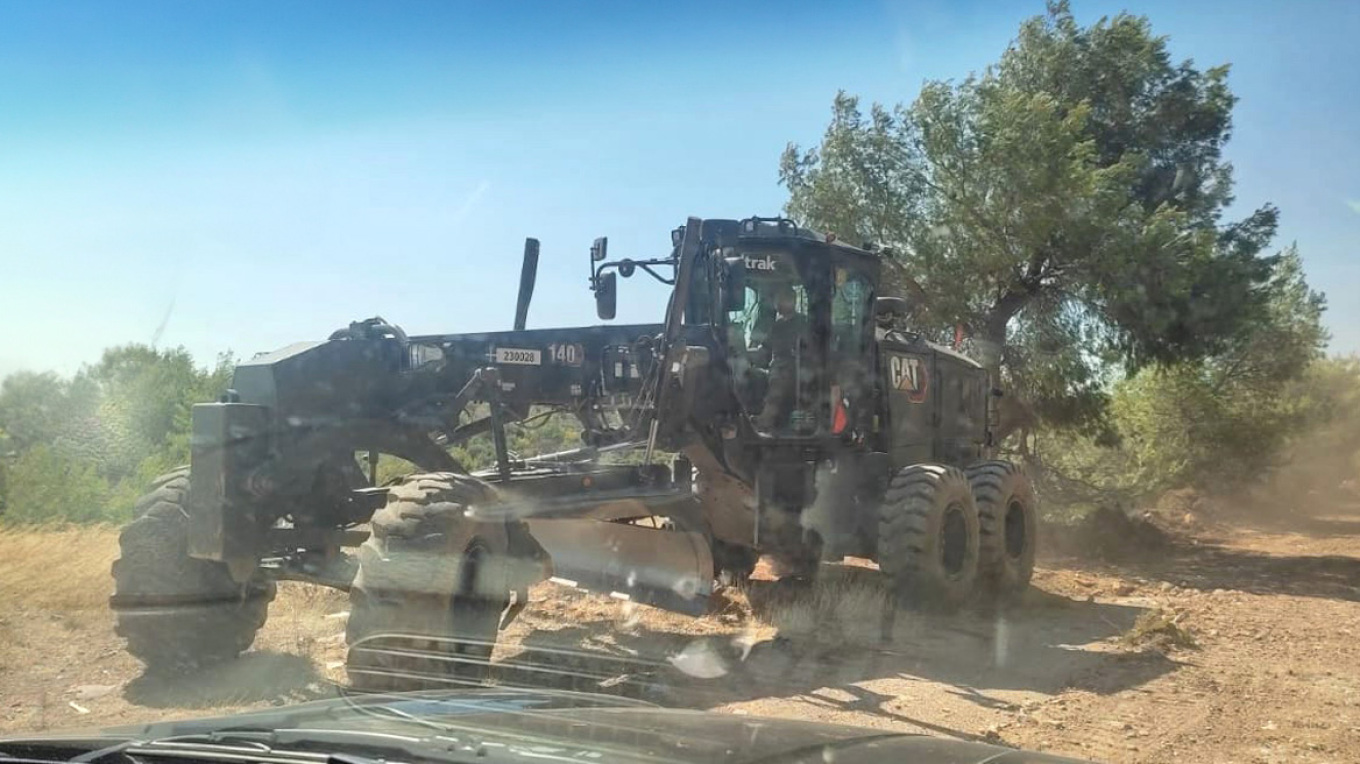 Νέες αντιπυρικές ζώνες άνοιξε στον Μαραθώνα η Πολιτική Προστασία - Δείτε φωτογραφίες