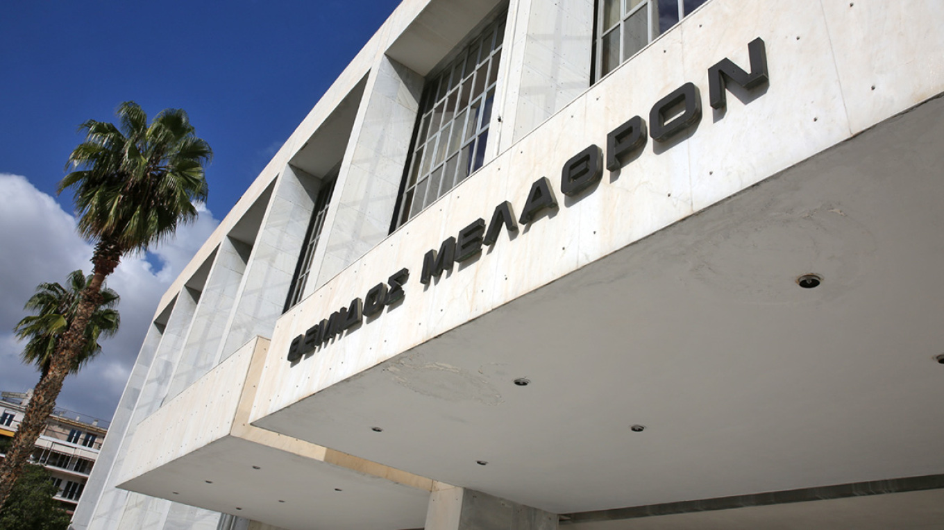 Αντιμέτωπος με φυλάκιση έως 3 έτη ο διαζευγμένος γονέας που παρεμποδίζει την επικοινωνία του παιδιού με τον άλλο γονιό