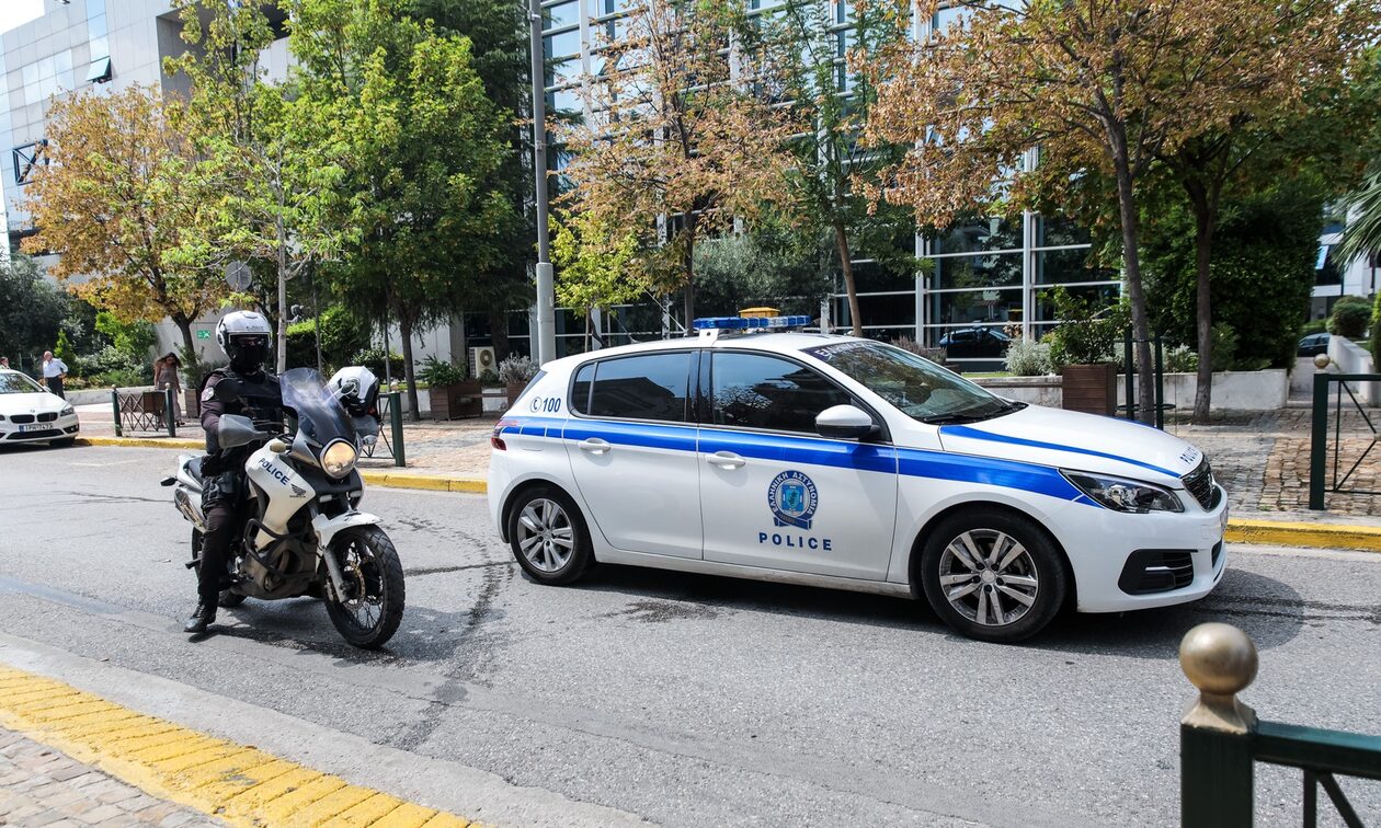 «Γέφυρα ζωής» από αστυνομικούς για ανήλικο προς μεταμόσχευση - Δείτε video