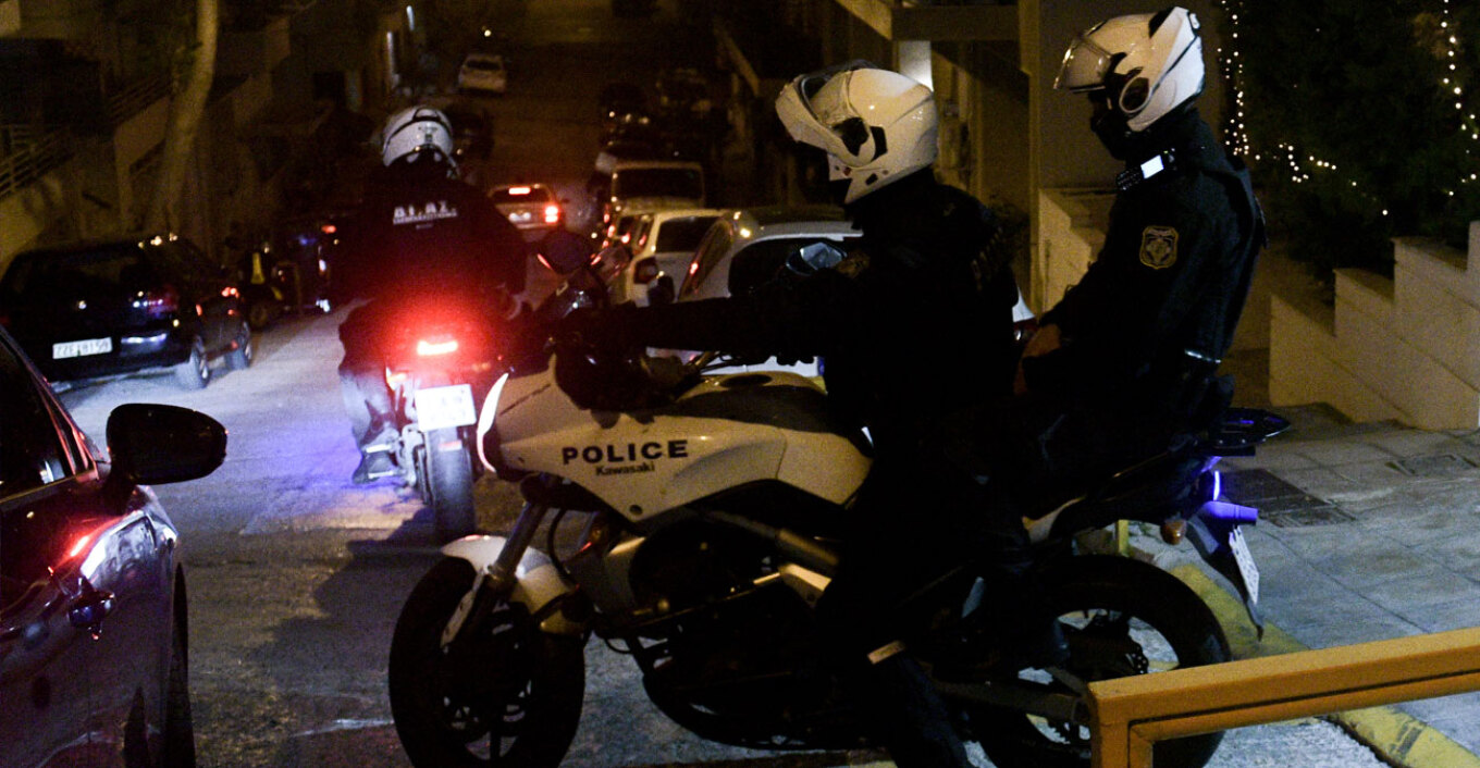 Νεκρός 33χρονος που παρασύρθηκε το βράδυ από αυτοκίνητο στη λεωφόρο Βουλιαγμένης