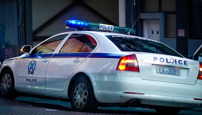 Επεισοδιακή καταδίωξη στο Λαύριο: Συνελήφθη 30χρονος – Η σύντροφός του έκανε καταγγελία για ενδοοικογενειακή βία
