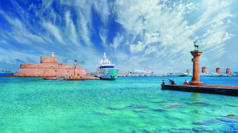 "Rhodes, What you love is here": Παγκόσμια καμπάνια του Υπουργείου Τουρισμού για τη Ρόδο