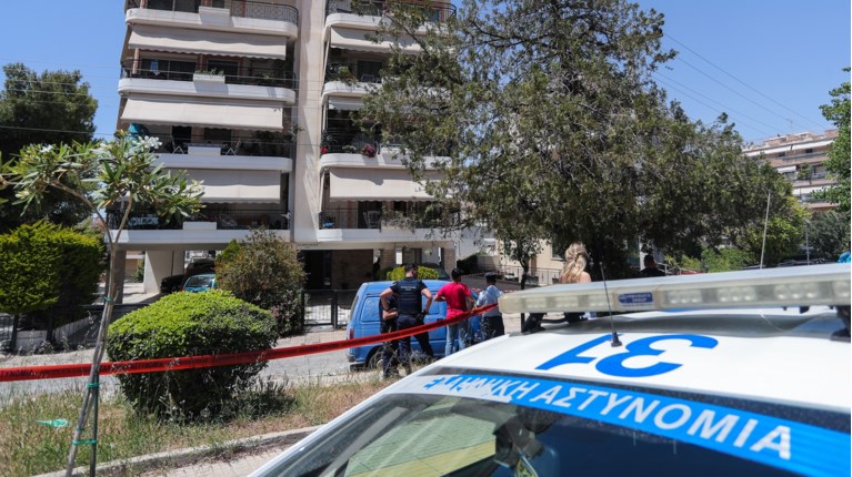 Ηλιούπολη: Μάχη για τη ζωή της δίνει η 17χρονη - Φέρει βαριά τραύματα, τα νεότερα για την κατάσταση της υγείας της