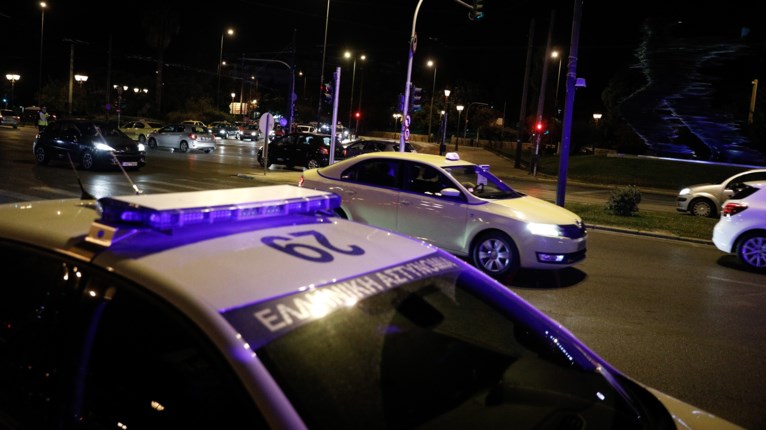 Απίστευτη ληστεία στην Κηφισιά: "Μπούκαραν" σε φούρνο με ακάλυπτα τα πρόσωπά τους και άρπαξαν το χρηματοκιβώτιο