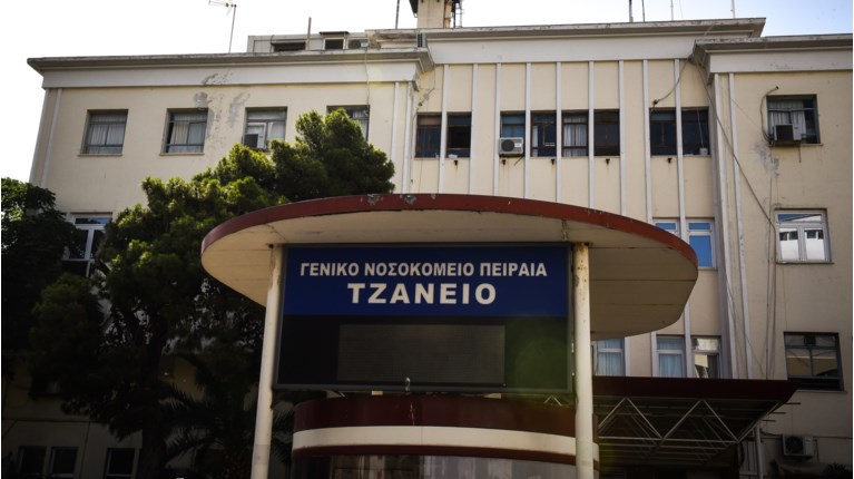Ξύλο και στη Νίκαια: Δημοτικός σύμβουλος γρονθοκόπησε αντιδήμαρχο – Τον μετέφεραν στο Τζάνειο