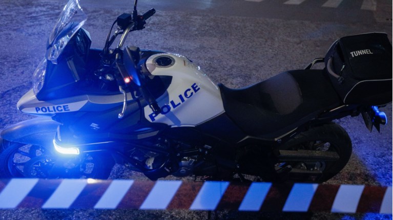 Άγ. Δημήτριος: Πυροβόλησαν και τραυμάτισαν πατέρα και γιο έξω από το ψητοπωλείο τους